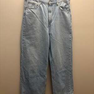 Levi’s High Loose Women's Jeans - Medium Wash